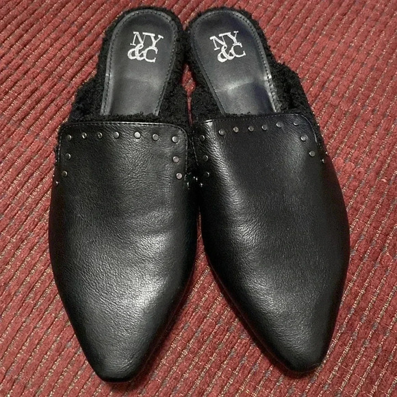 ***NWT*** NY & C WOMEN’S “SLOANE” FLATS SIZE 8 - Picture 1 of 12